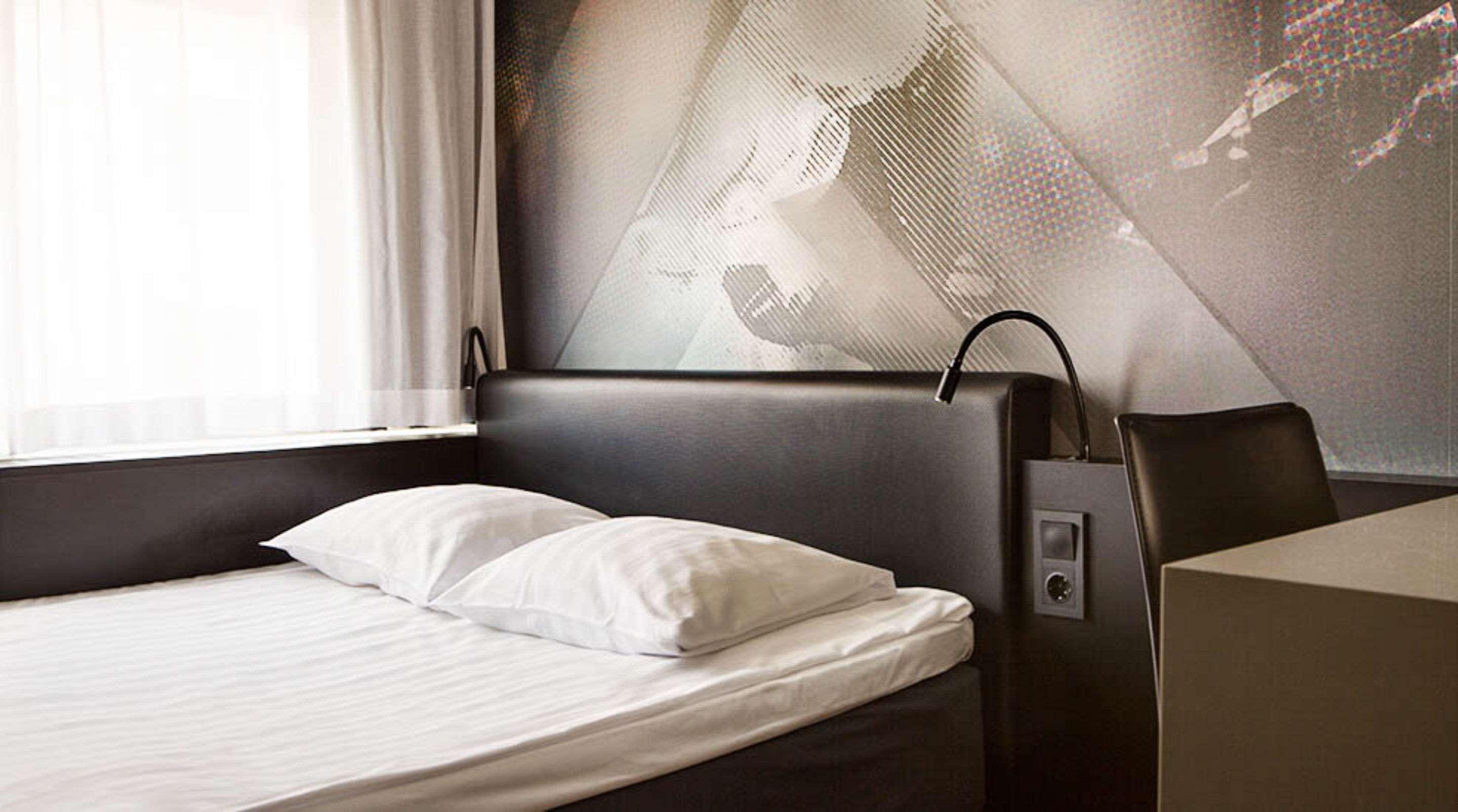 Comfort Hotel Xpress Stockholm Central Экстерьер фото