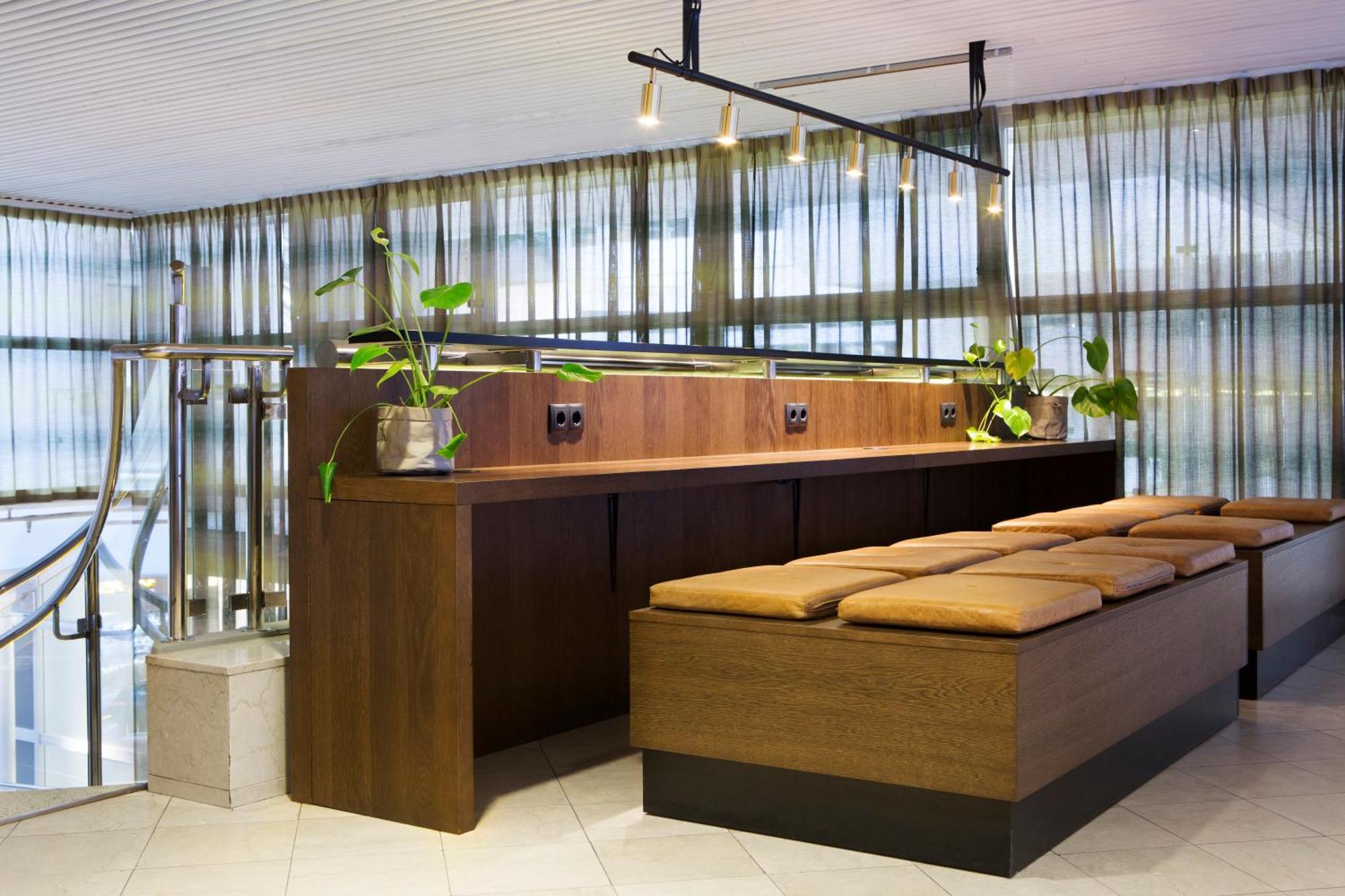 Comfort Hotel Xpress Stockholm Central Экстерьер фото